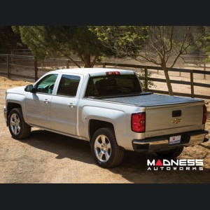 Chevrolet Silverado Bed Cover - Switchblade - Pace Edwards - 5ft 8in Bed